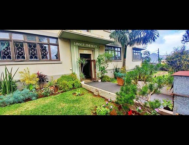 3 BEDROOM APARTMENT FOR SALE IN GLENWOOD